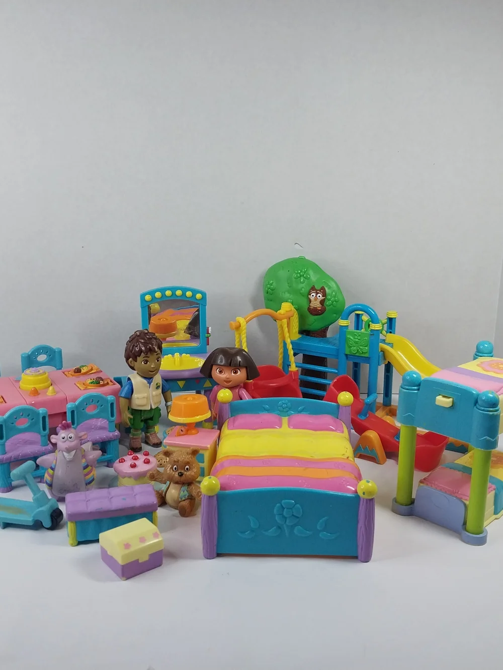 Vtg Dora the Explorer Diego 2003 Action Figures Dollhouse Furniture Mixed Lot - Picture 1 of 13